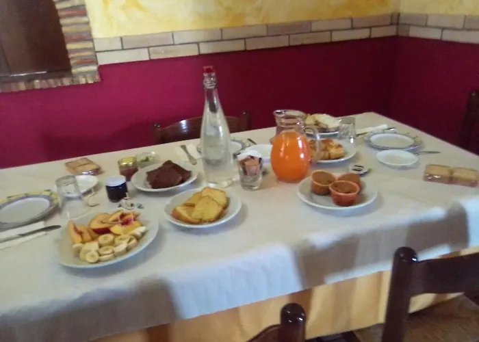 La Collina Degli Allori Фермерский дом *